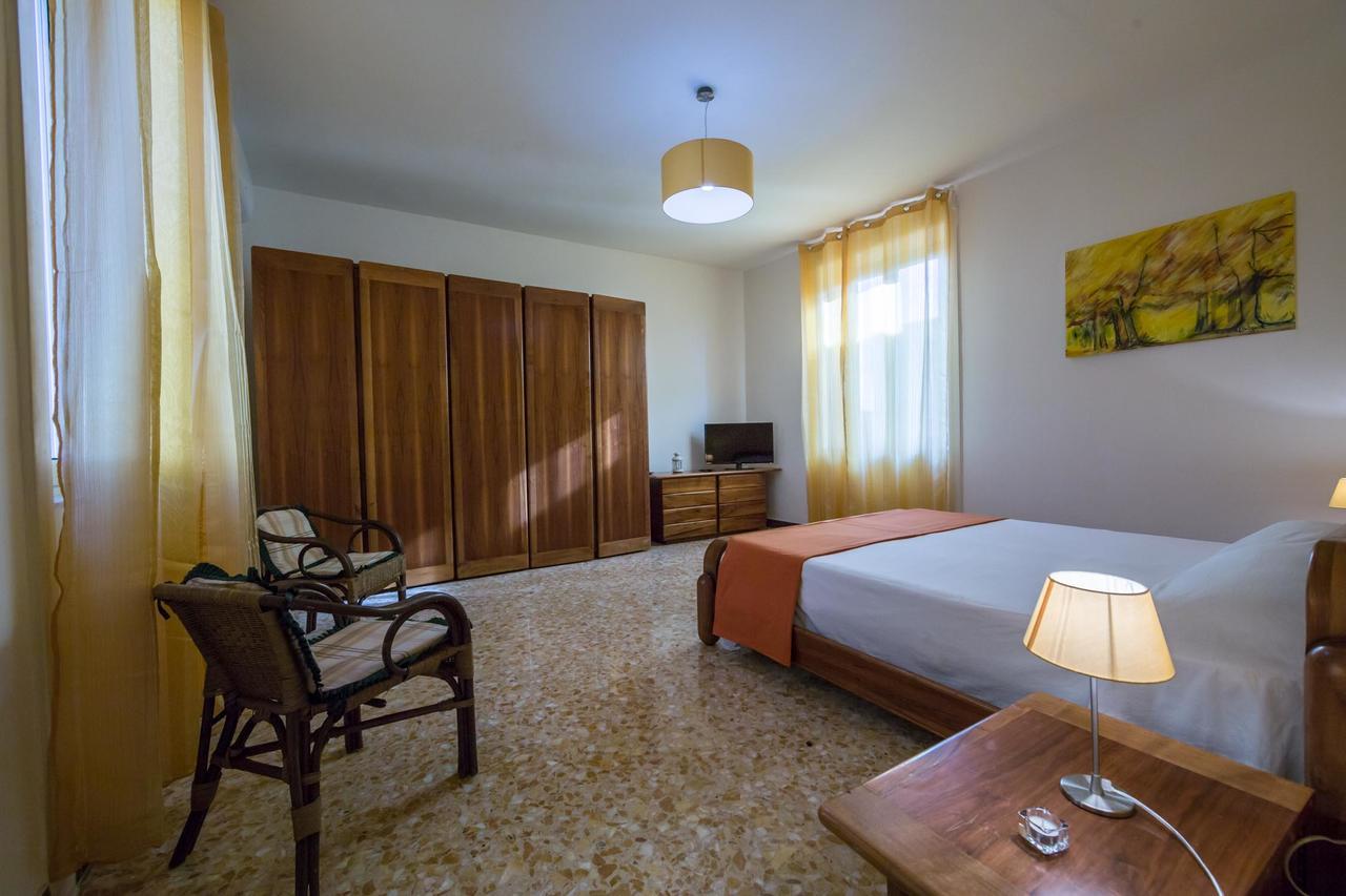 La Casa Di Eolo Bed & Breakfast วิลลาซานโจวานนี ภายนอก รูปภาพ