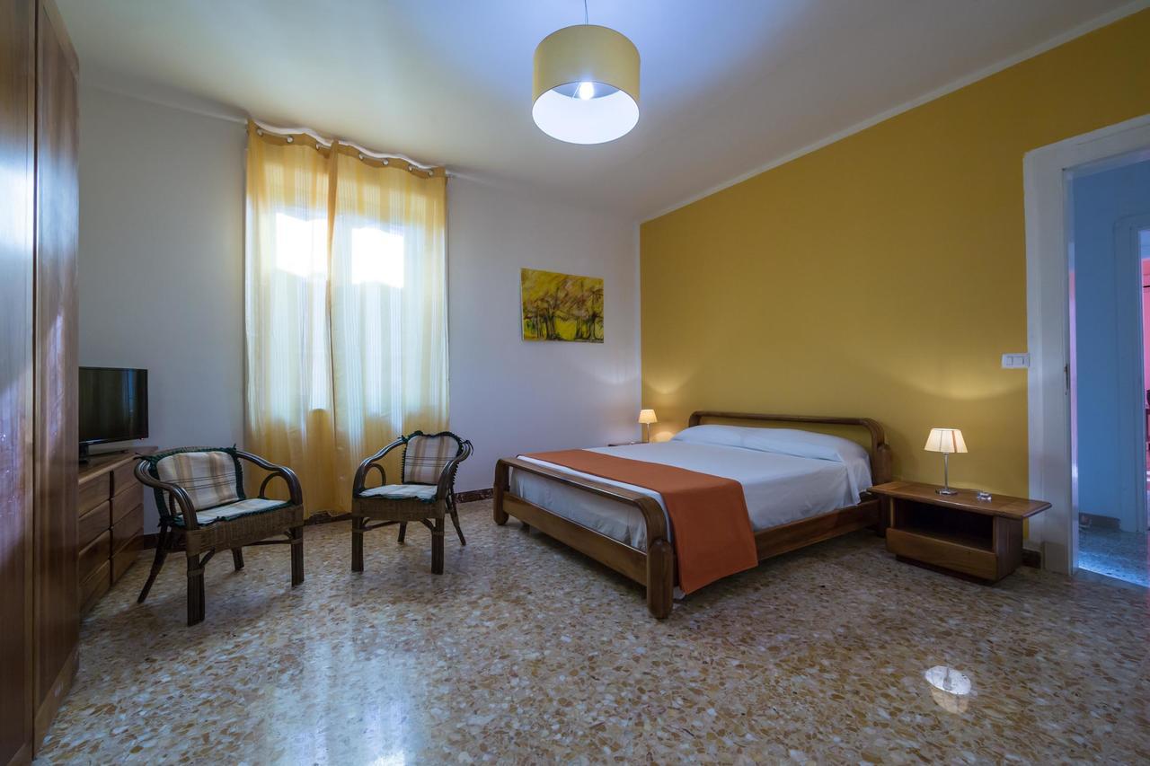 La Casa Di Eolo Bed & Breakfast วิลลาซานโจวานนี ภายนอก รูปภาพ