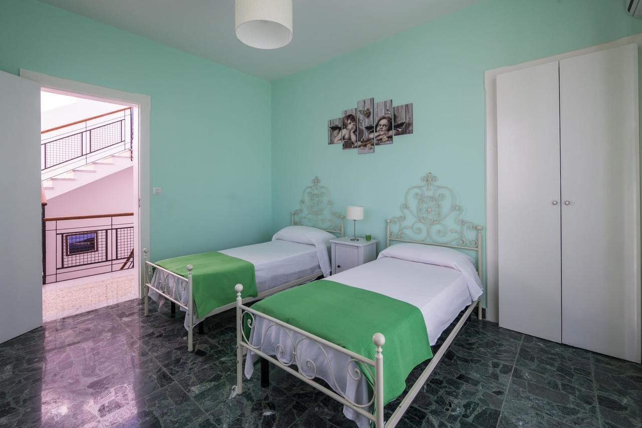 La Casa Di Eolo Bed & Breakfast วิลลาซานโจวานนี ภายนอก รูปภาพ